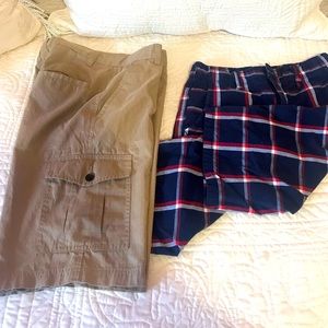 Lot of 2 pairs of boys summer shorts size 14 Adjustable at the waist